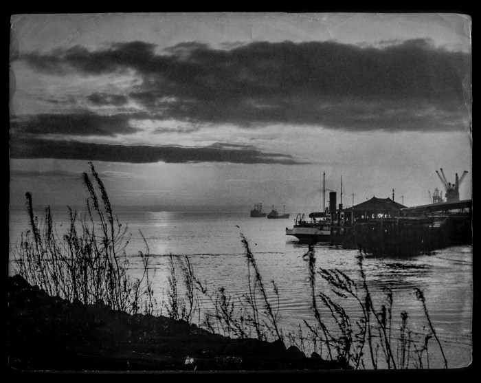 The Humber and Corporation Pier from Sammy's Point